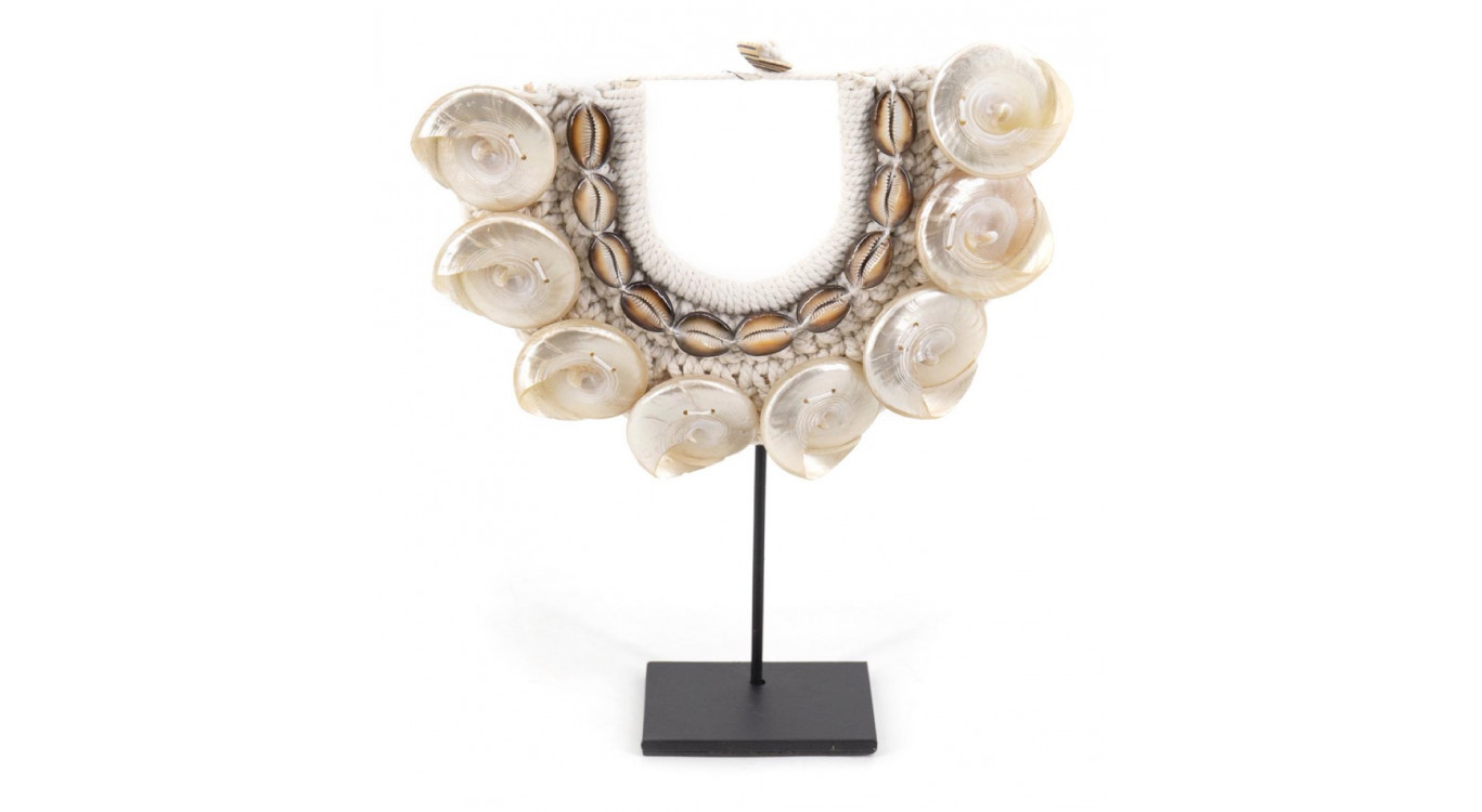 Sculpture Collier Coquilles Corde Fer Blanc 30x8x30cm