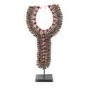 Sculpture collier coquilles corde