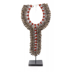 Sculpture Collier Coquilles Corde Fer Marron 32x8x65cm