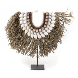 Sculpture Collier Coquilles Corde Marron 40x7x40cm