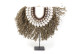 Sculpture collier coquilles corde