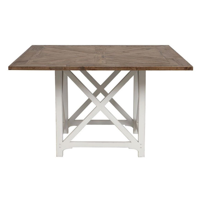 Table Carrée