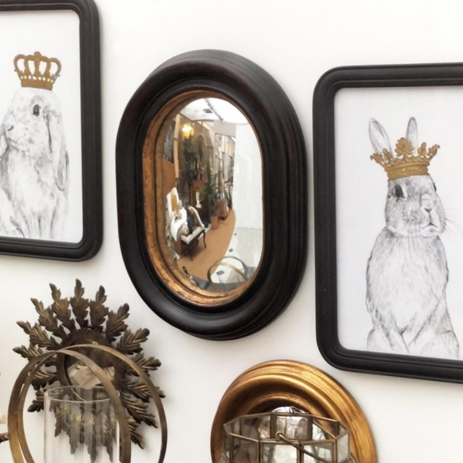 Picture Duo Rabbits Crowns