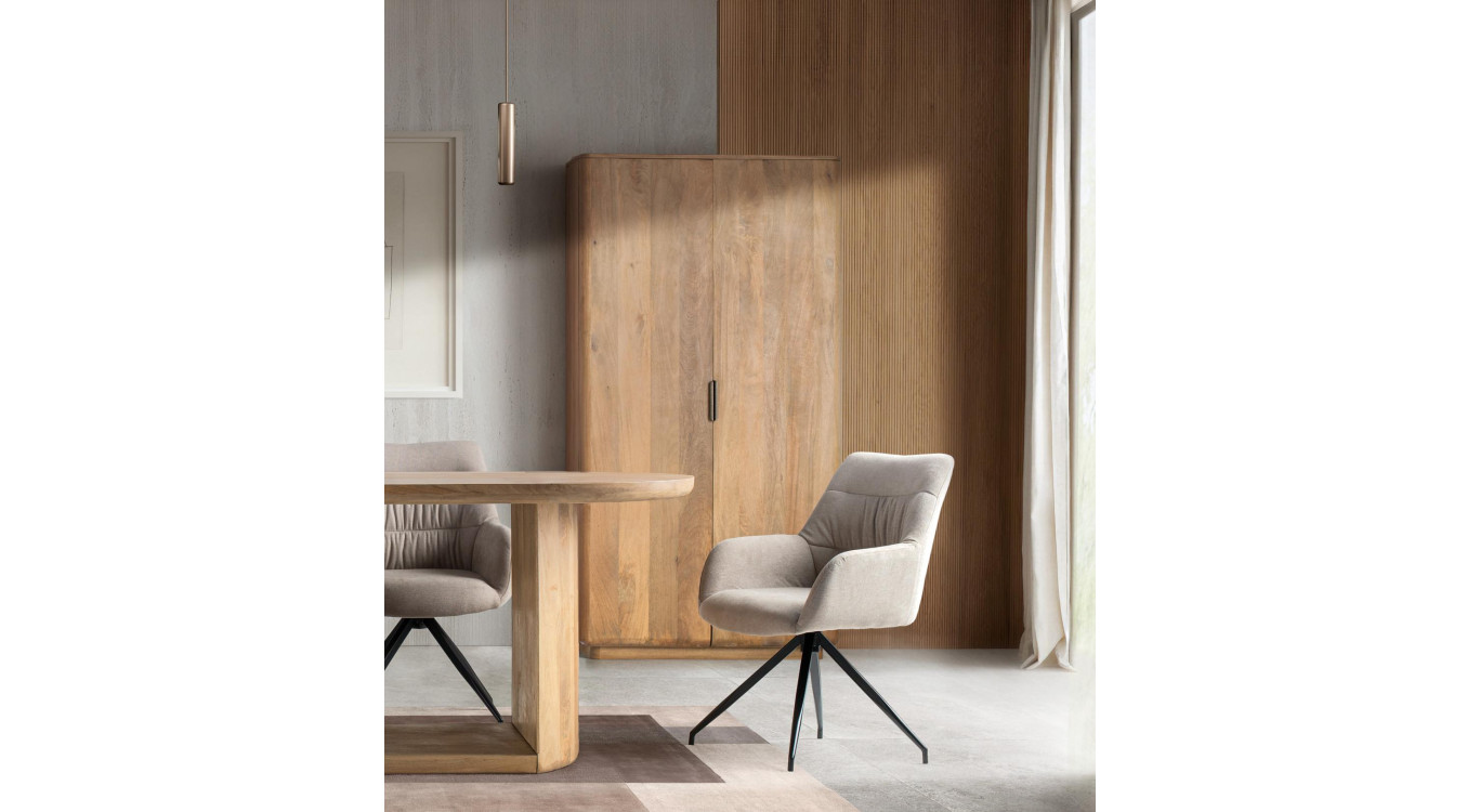 Armoire