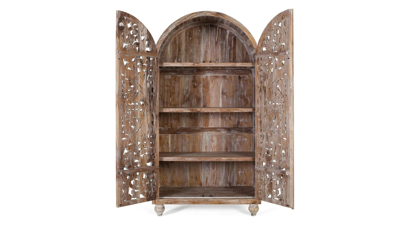 Armoire