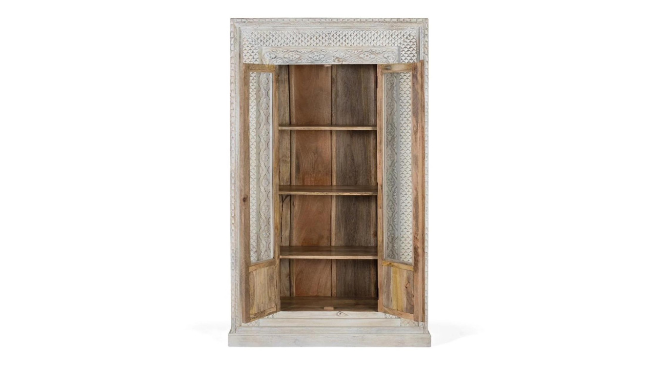 Armoire
