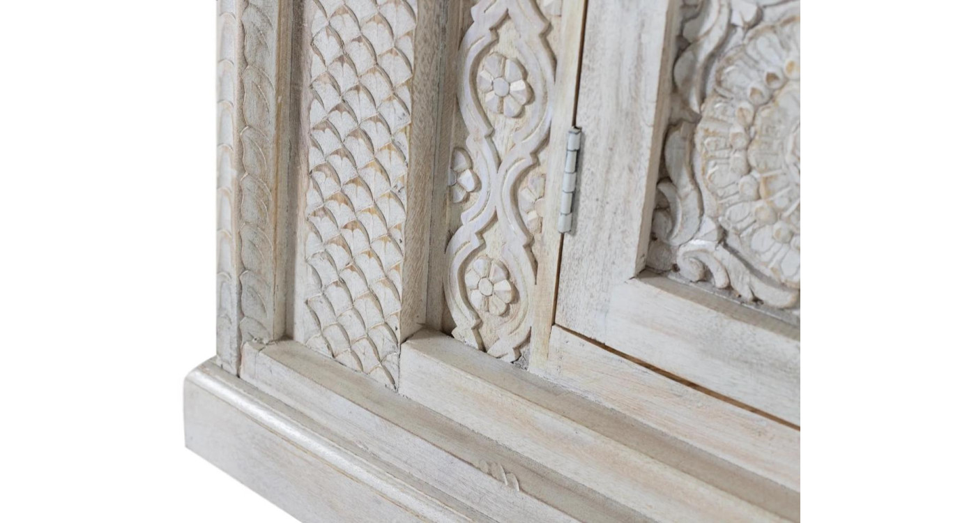 Armoire