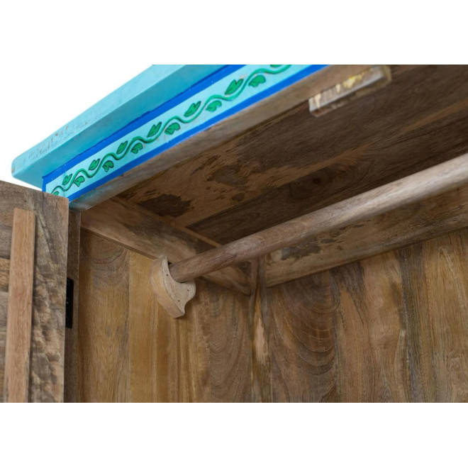 Armoire