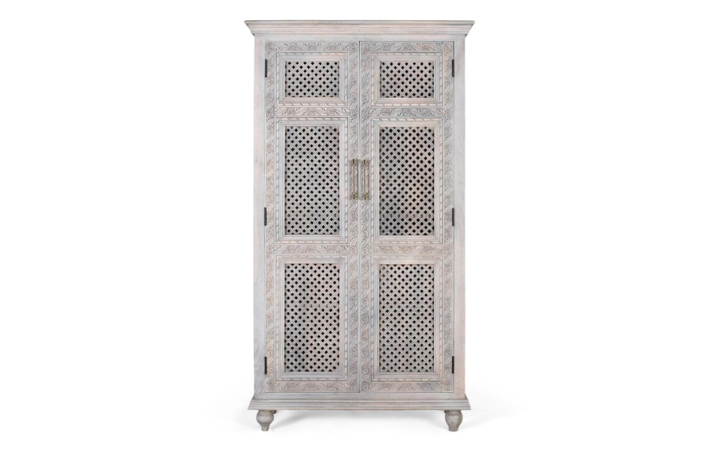 Armoire