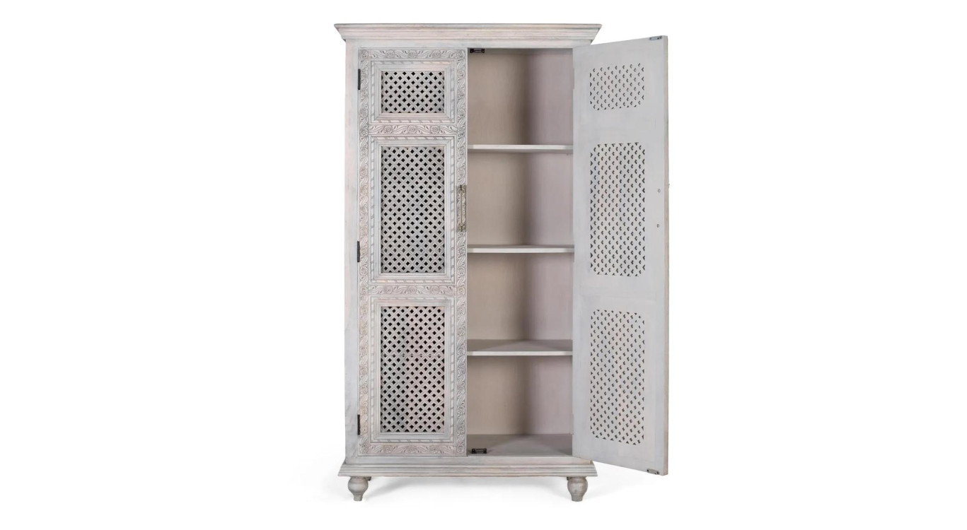 Armoire
