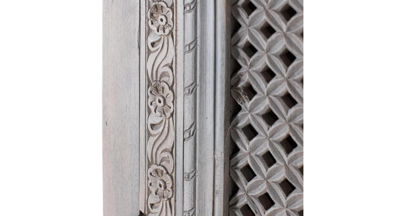Armoire